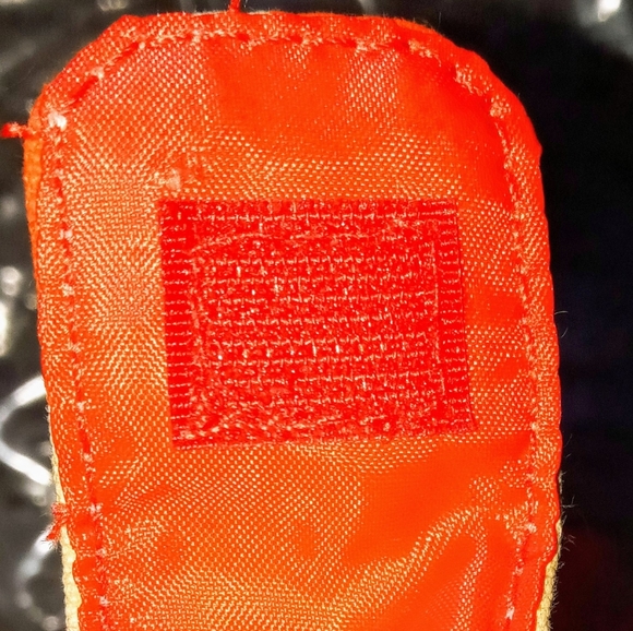 AVON BAG - Picture 7 of 8